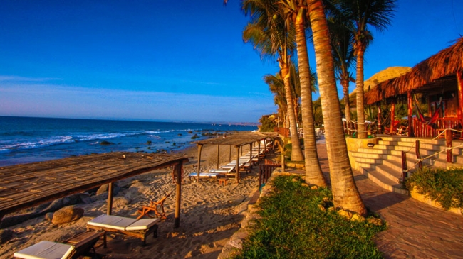 Playas de Piura: Lima / Mancora / Vichayito / Órganos
