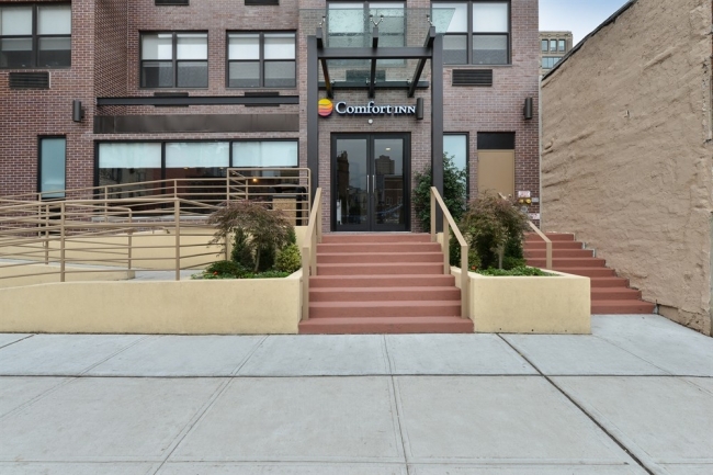 Comfort Inn Midtown West ★★★